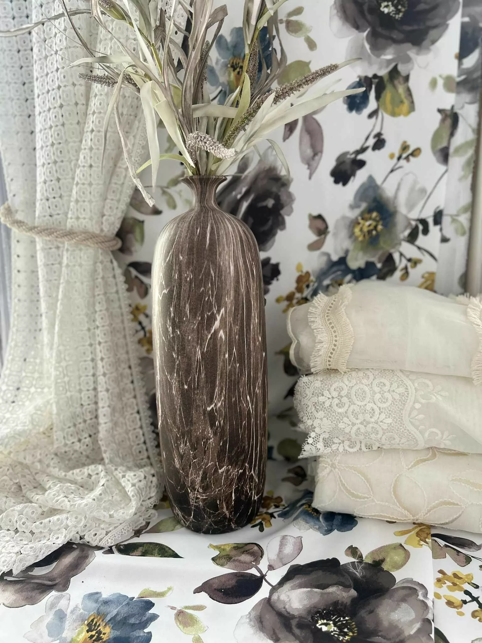 Tkanina zasłonowa kwiaty blackout- śmietanowa - obrazek 2