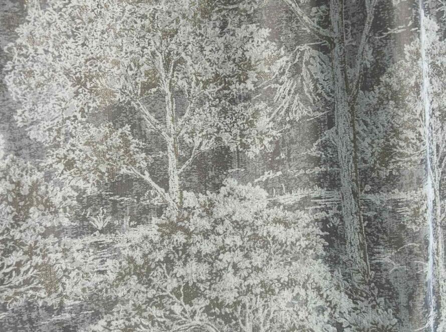 Tkanina zasłonowa z motywem ośnieżonych drzew- beż+złoto