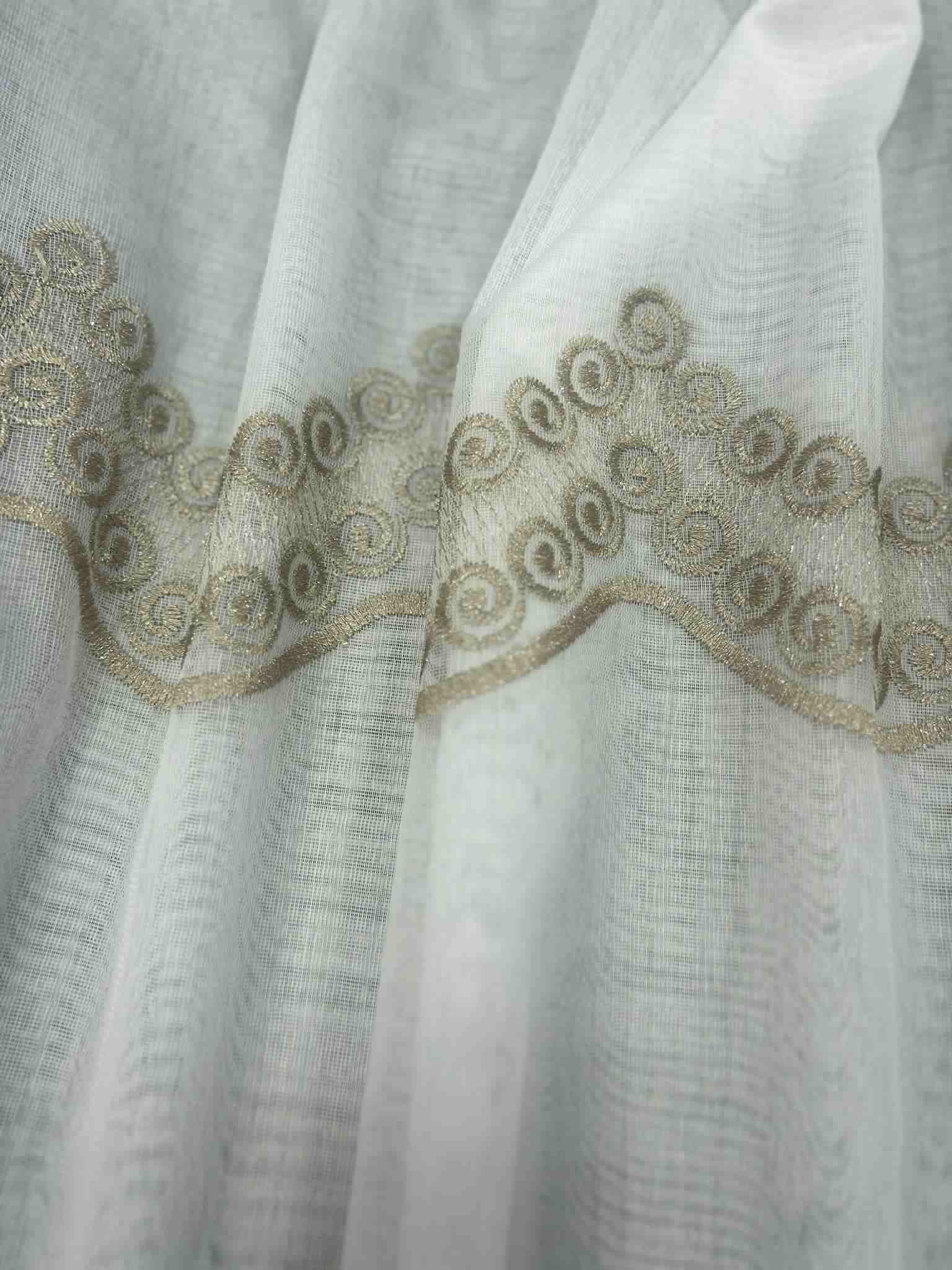 Tkanina firanowa z złotym haftem- 2.80m - obrazek 4