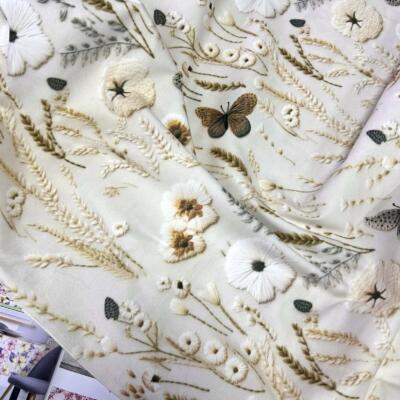 Tkanina zasłonowa Velvet- łączka 3D