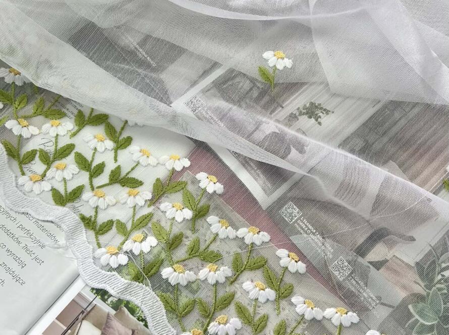 Tkanina firanowa 160cm- stokrotki