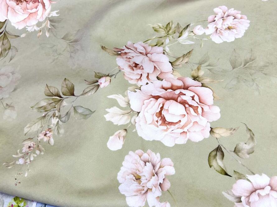 Tkanina zasłonowa- różowe piwonie na szałwiowym tle