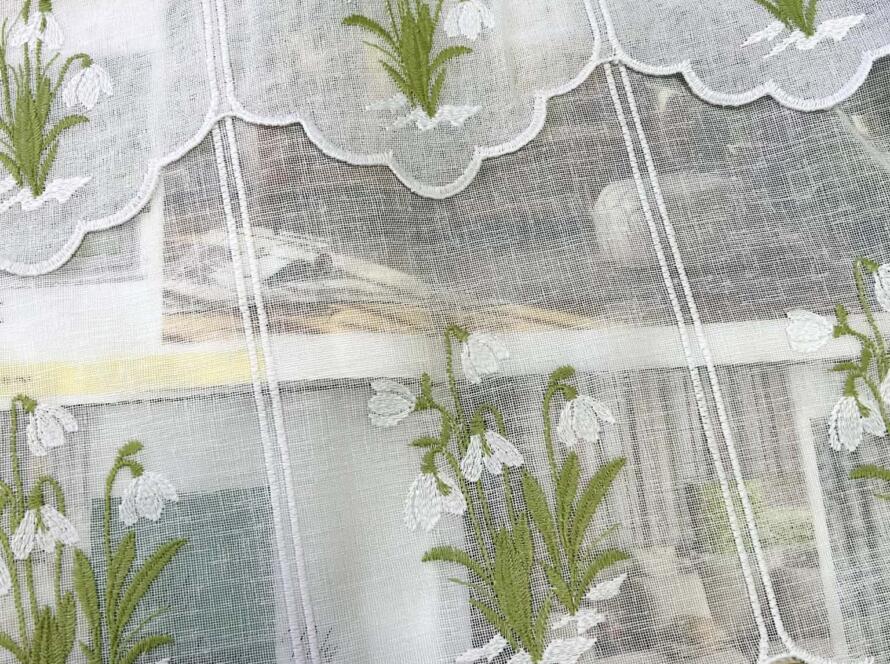 Zazdroska panelowa- przebiśniegi